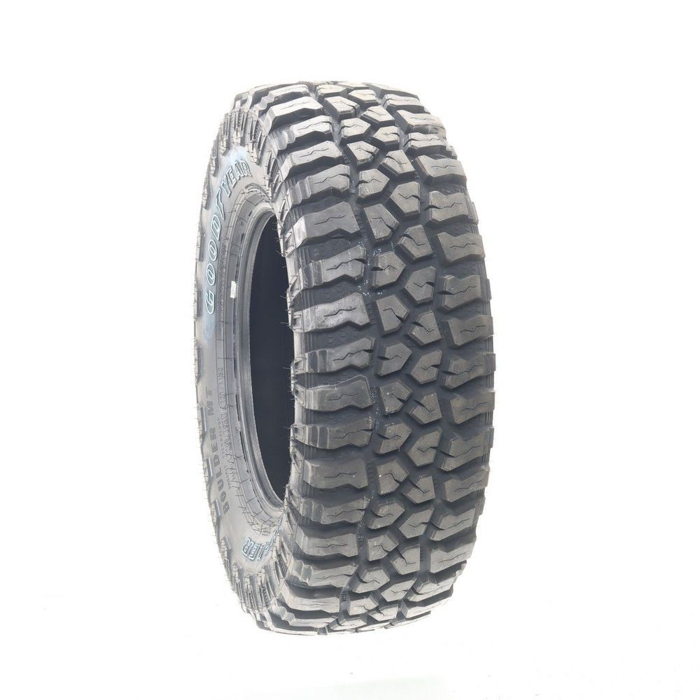 New LT 265/70R17 Goodyear Wrangler Boulder MT 121/118Q E - Image 1