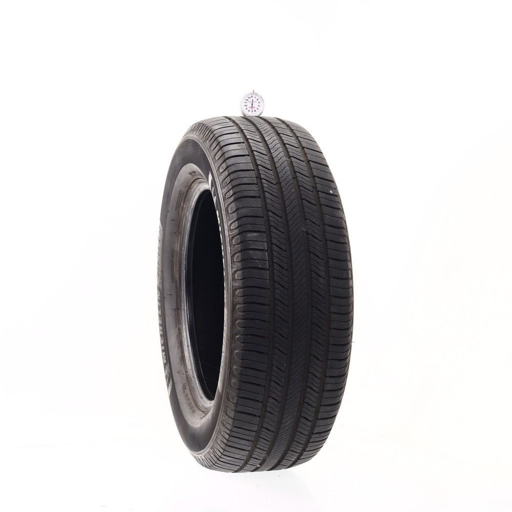 Set of (2) Used 235/65R17 Michelin Defender 2 104H - 7-8/32 - Image 1