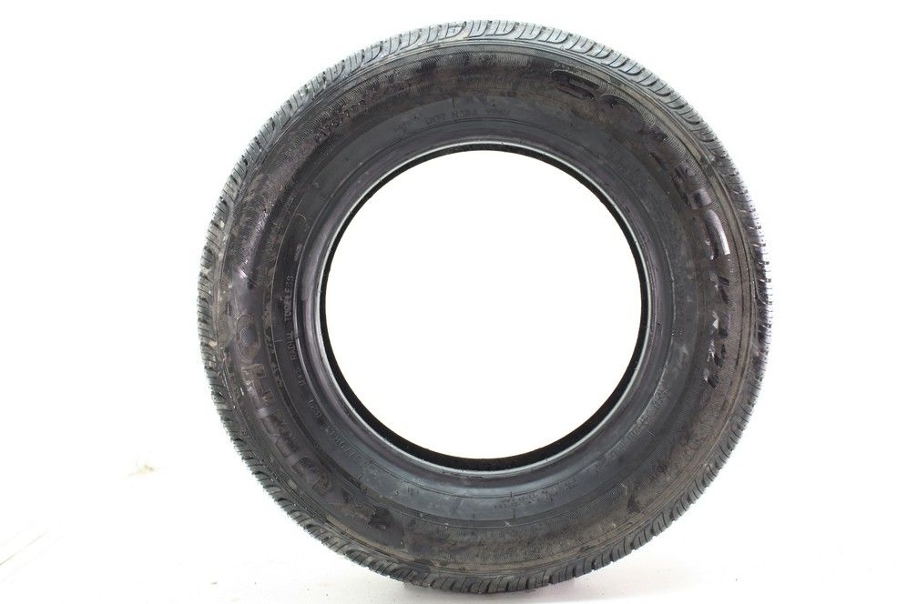 New 175/70R13 Kumho Solus KR21 82T - 11/32 - Image 3
