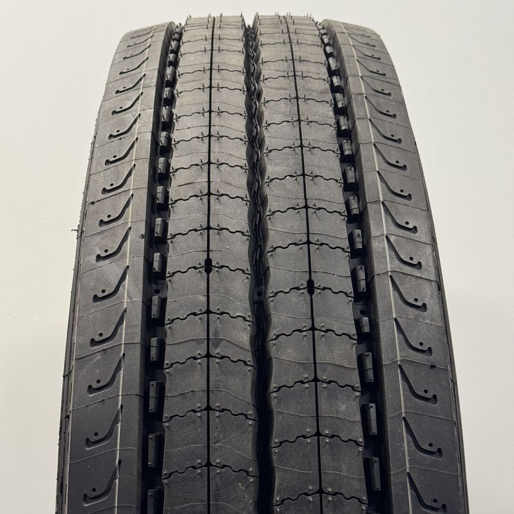 New 295/80R2.5 Michelin X Coach Z 154/150M - Image 2