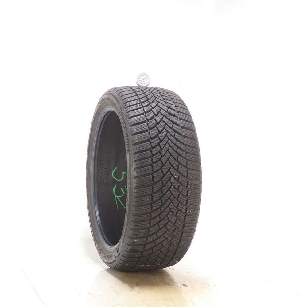 Used 235/40R19 Bridgestone Blizzak LM-005 96V - 9.5/32 - Image 1
