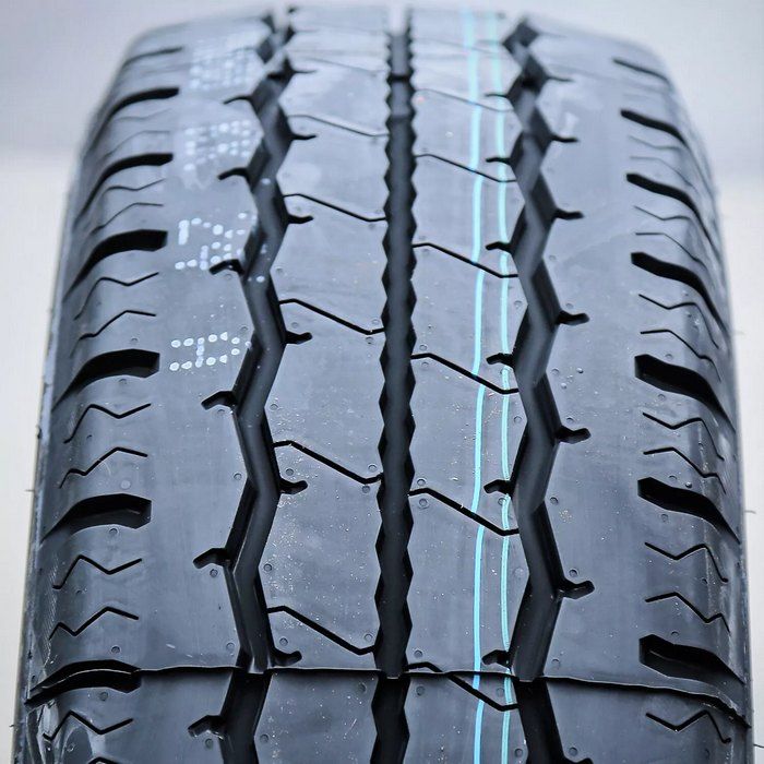 New LT 235/65R16 Montreal LT-200 121Q - Image 2