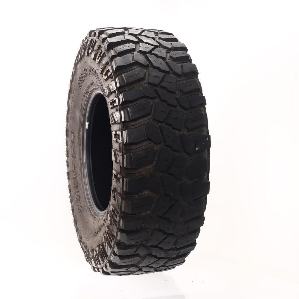 Used LT 37X12.5R17 Cooper Discoverer STT Pro 124Q D - 14/32 - Image 1