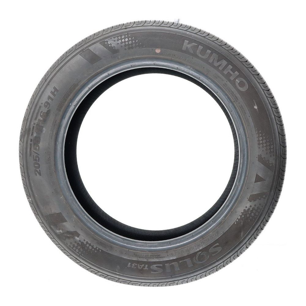 Set of (4) Used 205/55R16 Kumho Solus TA31 91H - 7.5-9/32 - Image 6