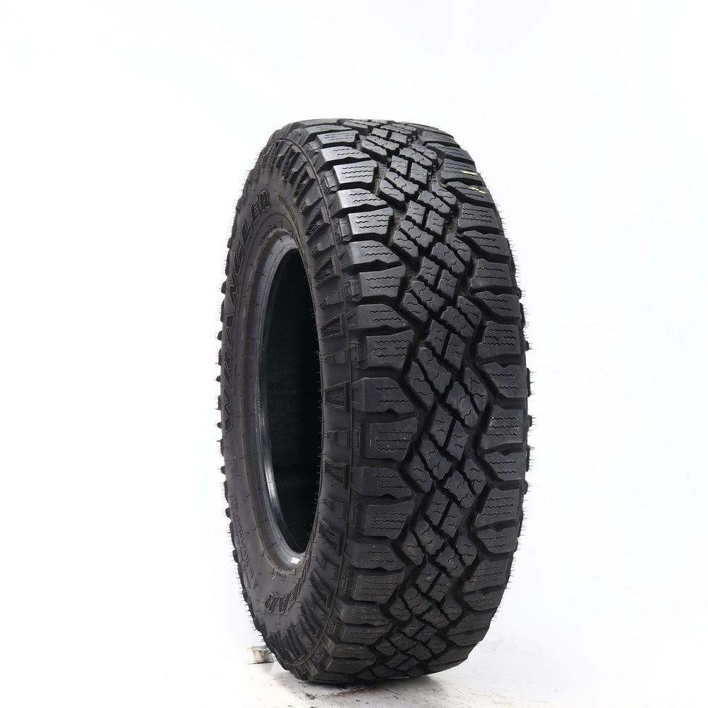 Used 265/70R17 Goodyear Wrangler Duratrac 115S - 15/32 | Utires