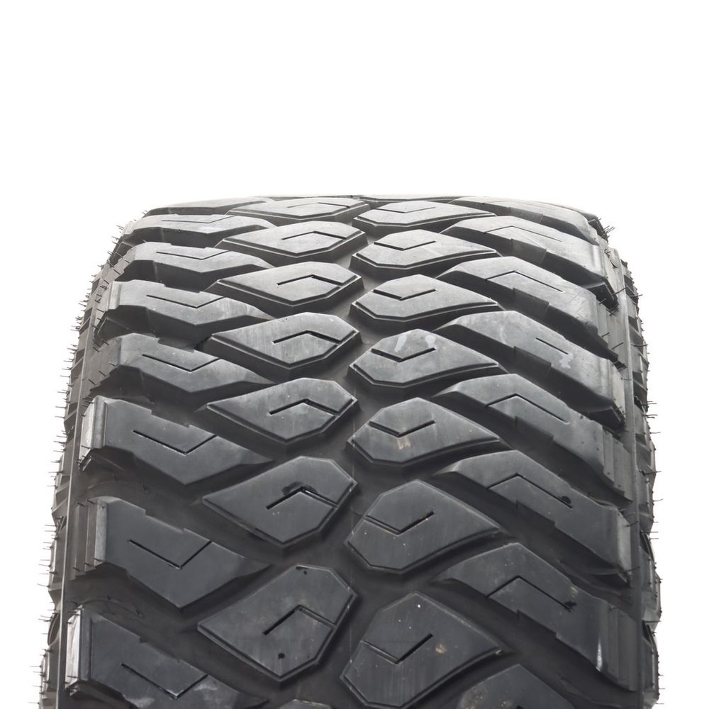 Set of (2) Used LT 37X13.5R22 Maxxis Razr MT 123Q E - 13.5-14/32 - Image 5
