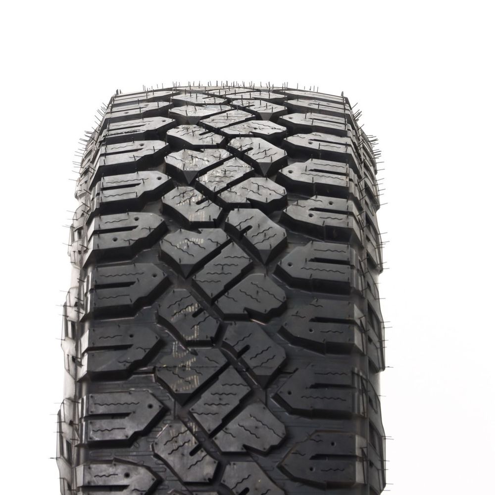 Used LT 275/60R20 Yokohama Geolandar A/T XD G017 123/120Q E - 19/32 - Image 2
