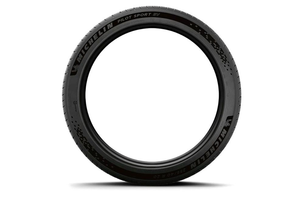 New 255/45R19 Michelin Pilot Sport EV 104W - Image 2