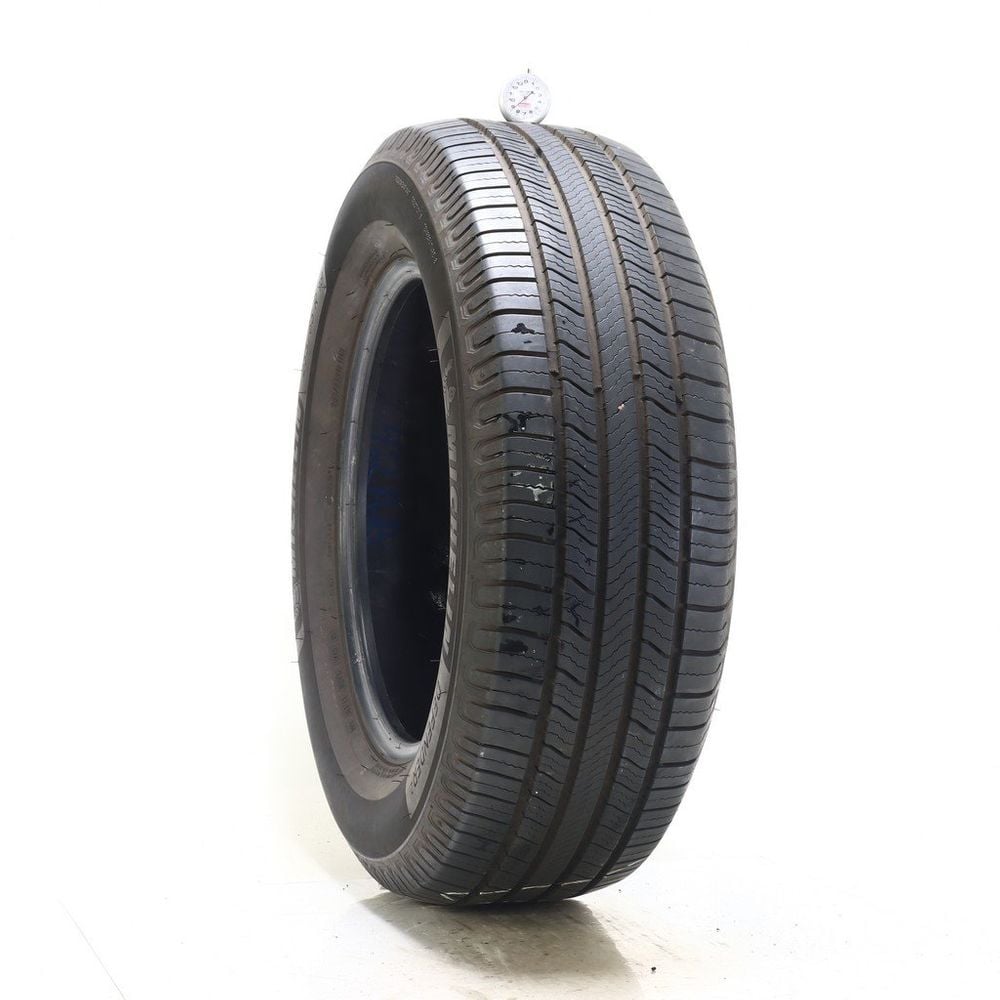 Set of (2) Used 255/65R18 Michelin Defender 2 111H - 7-8.5/32 - Image 4