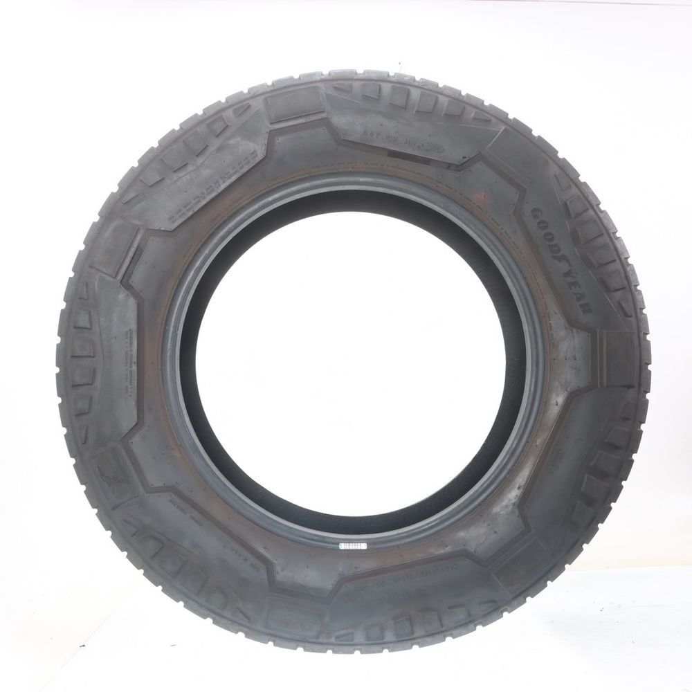 Used LT 285/65R20 Goodyear Wrangler Territory RT T1 SoundComfort 123/120H D - 5.5/32 - Image 4