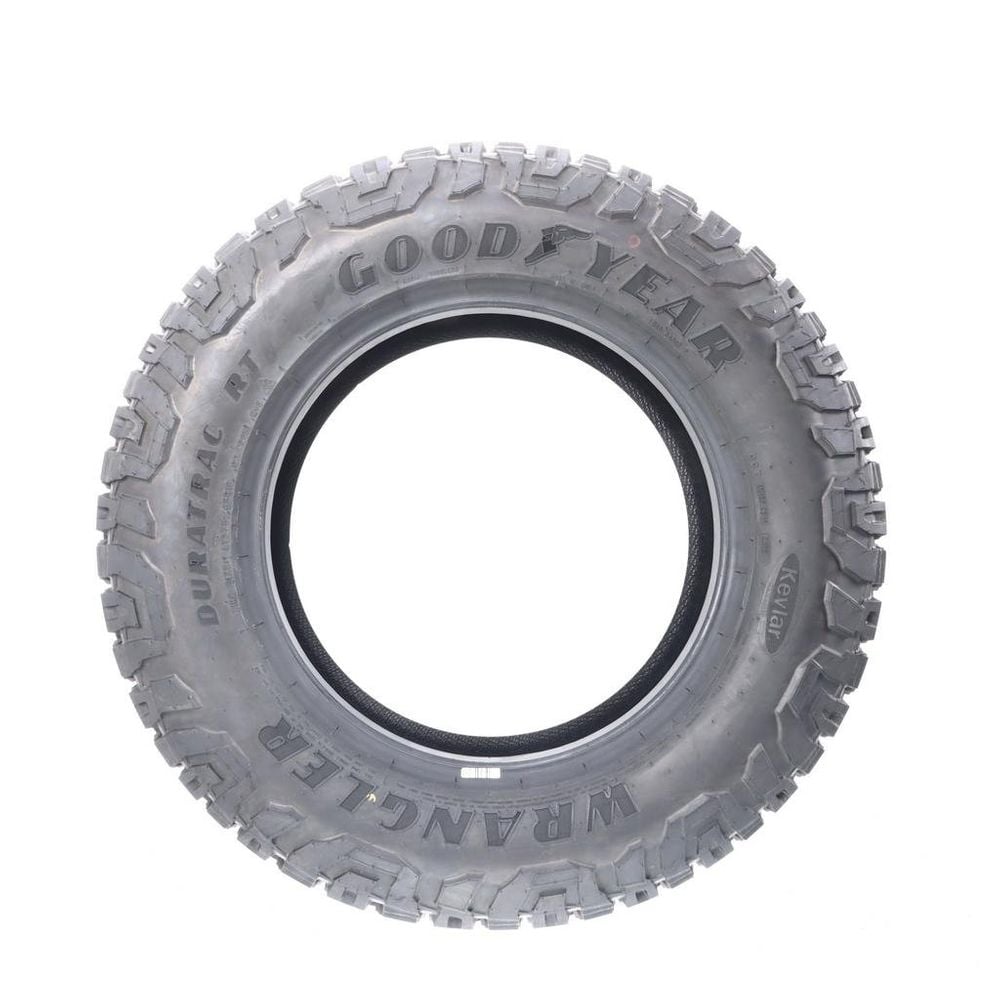 New LT 275/65R18 Goodyear Wrangler Duratrac RT Kevlar 123/120R E - Image 3