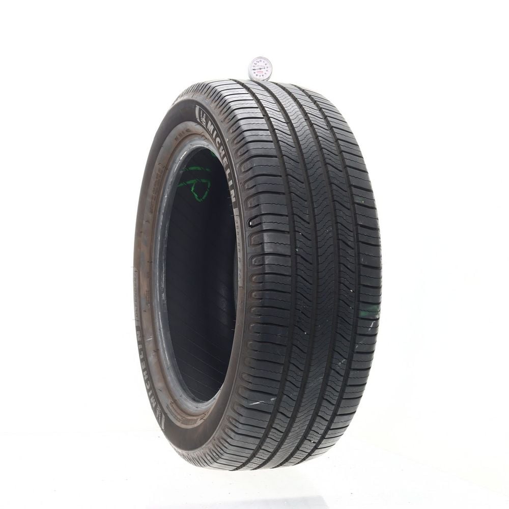 Set of (4) Used 255/55R20 Michelin Defender 2 110H - 10/32 - Image 1