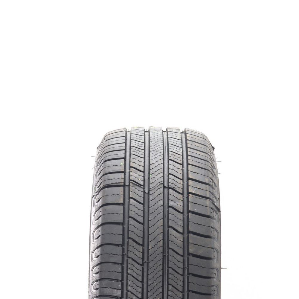 Set of (2) New 225/60R18 Michelin Defender 2 104H - Image 2