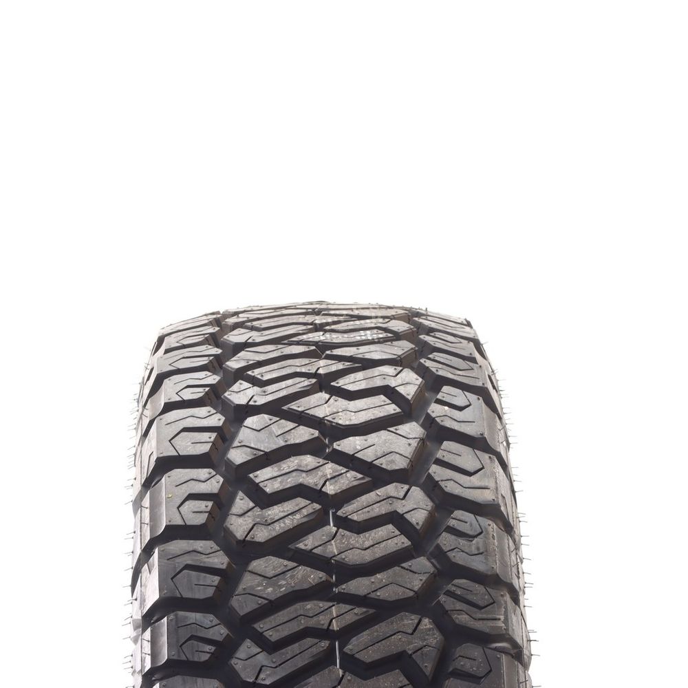 New LT 31X10.5R15 Maxxis Razr AT 109Q C - Image 2