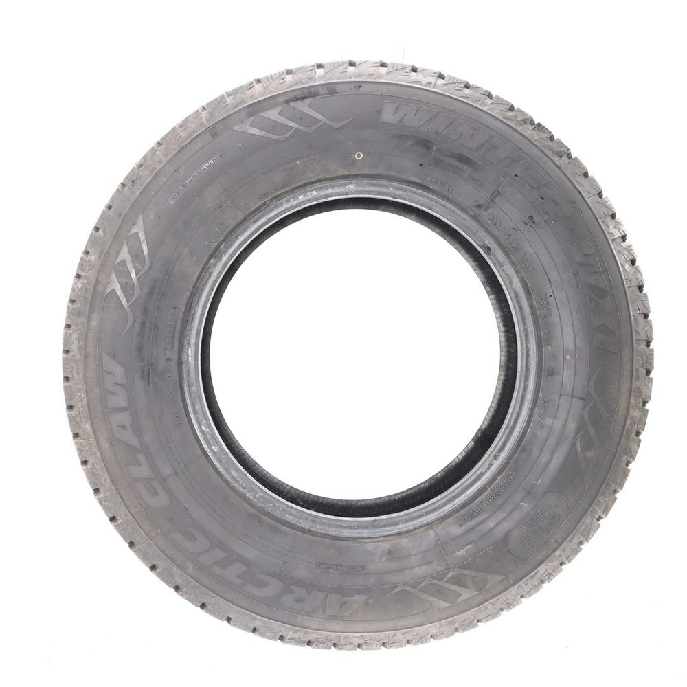 Used 235/75R16 Arctic Claw Winter WXI 108T - 9.5/32 - Image 3