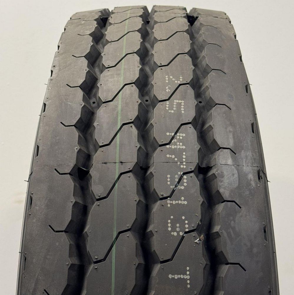 72 RoadX AP868 275/70R22.5 H/16PLY Tires