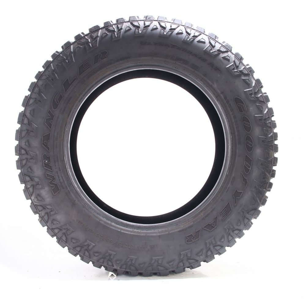 Used LT 275/65R20 Goodyear Wrangler Ultra Terrain AT 126/123Q E - 12.5/32 - Image 3