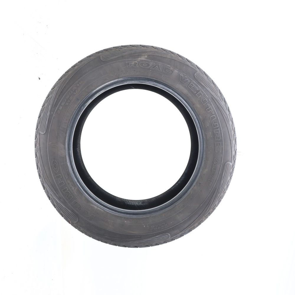 Used 255/60R18 Kumho Road Venture APT 112V - 6.5/32 - Image 3