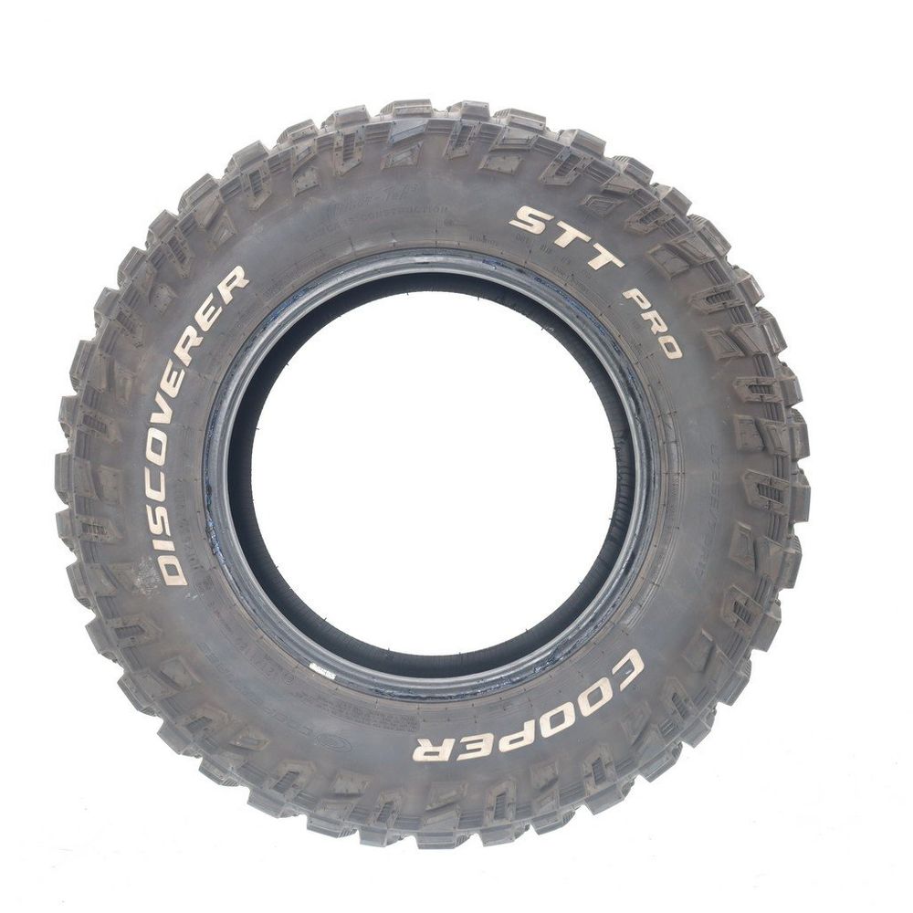 Set of (2) Used LT 265/70R17 Cooper Discoverer STT Pro 121/118Q E - 13.5-15/32 - Image 6