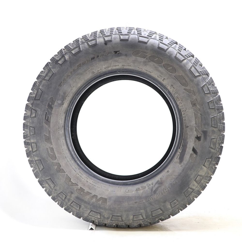 Set of (2) Used LT 285/70R17 Goodyear Wrangler Trailrunner AT 121/118R E - 11.5/32 - Image 3