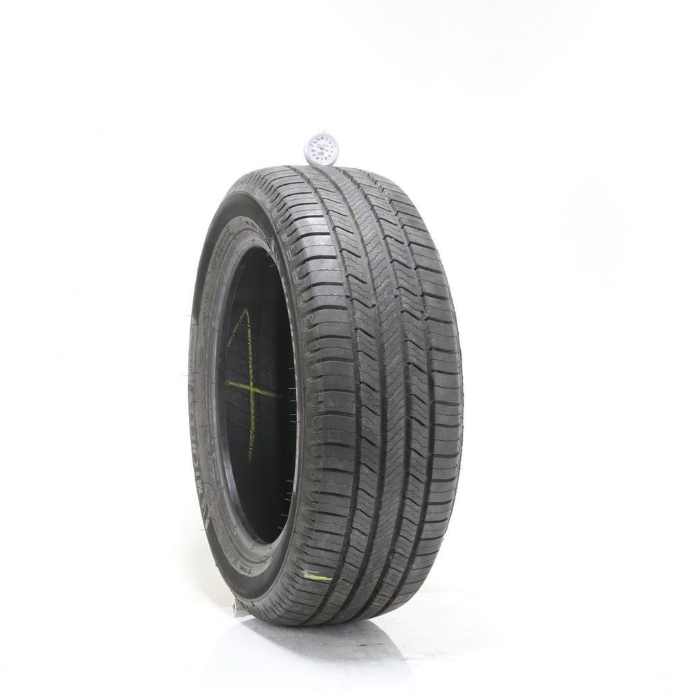 Set of (2) Used 215/55R17 Michelin Defender 2 94H - 10.5-11/32 - Image 4