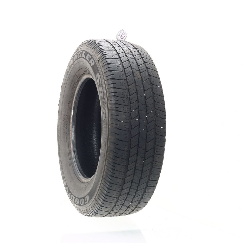 Used LT 265/70R18 Goodyear Wrangler SR-A 124/121S E - 8/32 - Image 1