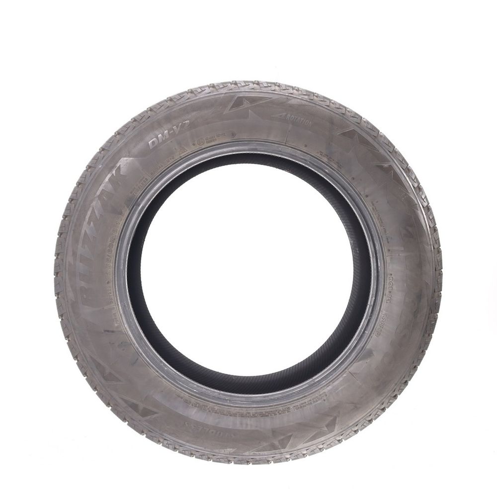 Used 245/60R18 Bridgestone Blizzak DM-V2 105S - 10.5/32 - Image 3