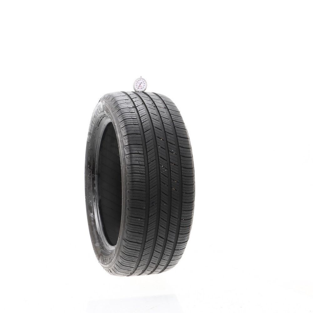 Set of (2) Used 225/50R17 Michelin Defender T+H 94H - 8-8.5/32 - Image 1