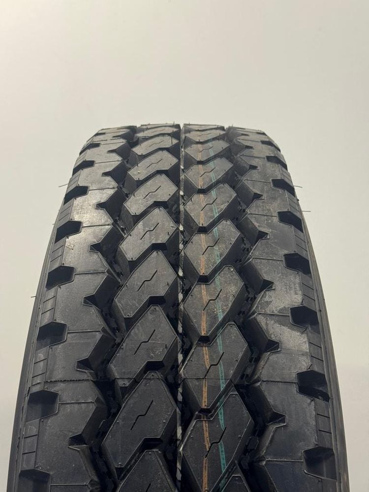 New 11R24.5 Americus MS 4000 149/146L - Image 2