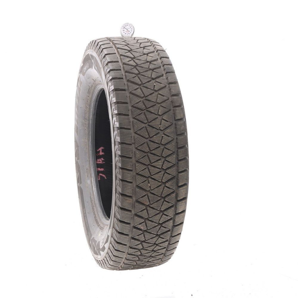 Used 255/70R18 Bridgestone Blizzak DM-V2 112S - 11.5/32 - Image 1