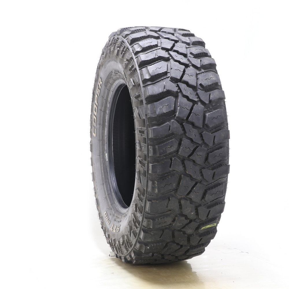 Used LT 285/70R17 Cooper Discoverer STT Pro 121/118Q E - 15/32 - Image 1