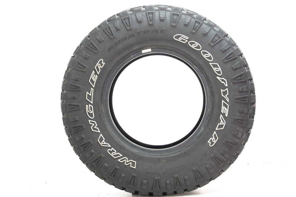 Used LT 265/75R16 Goodyear Wrangler Duratrac 112/109Q E - 15/32 - Image 3