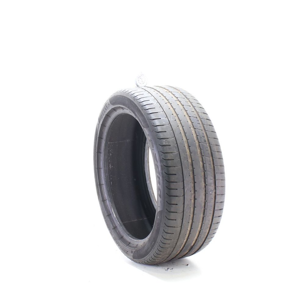 Used 255/40R19 Pirelli P Zero Run Flat 96W - 5.5/32 - Image 1