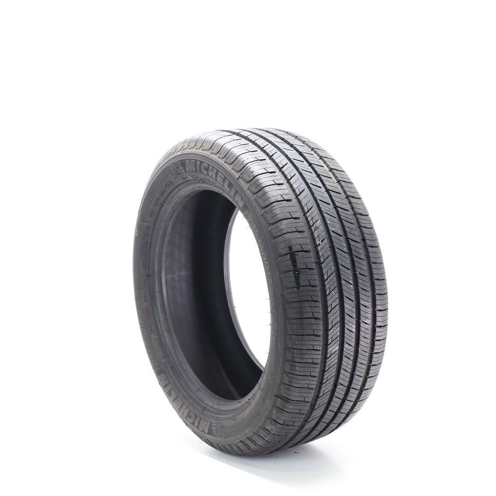 Driven Once 235/50R17 Michelin Defender T+H 96H - 10/32 - Image 1