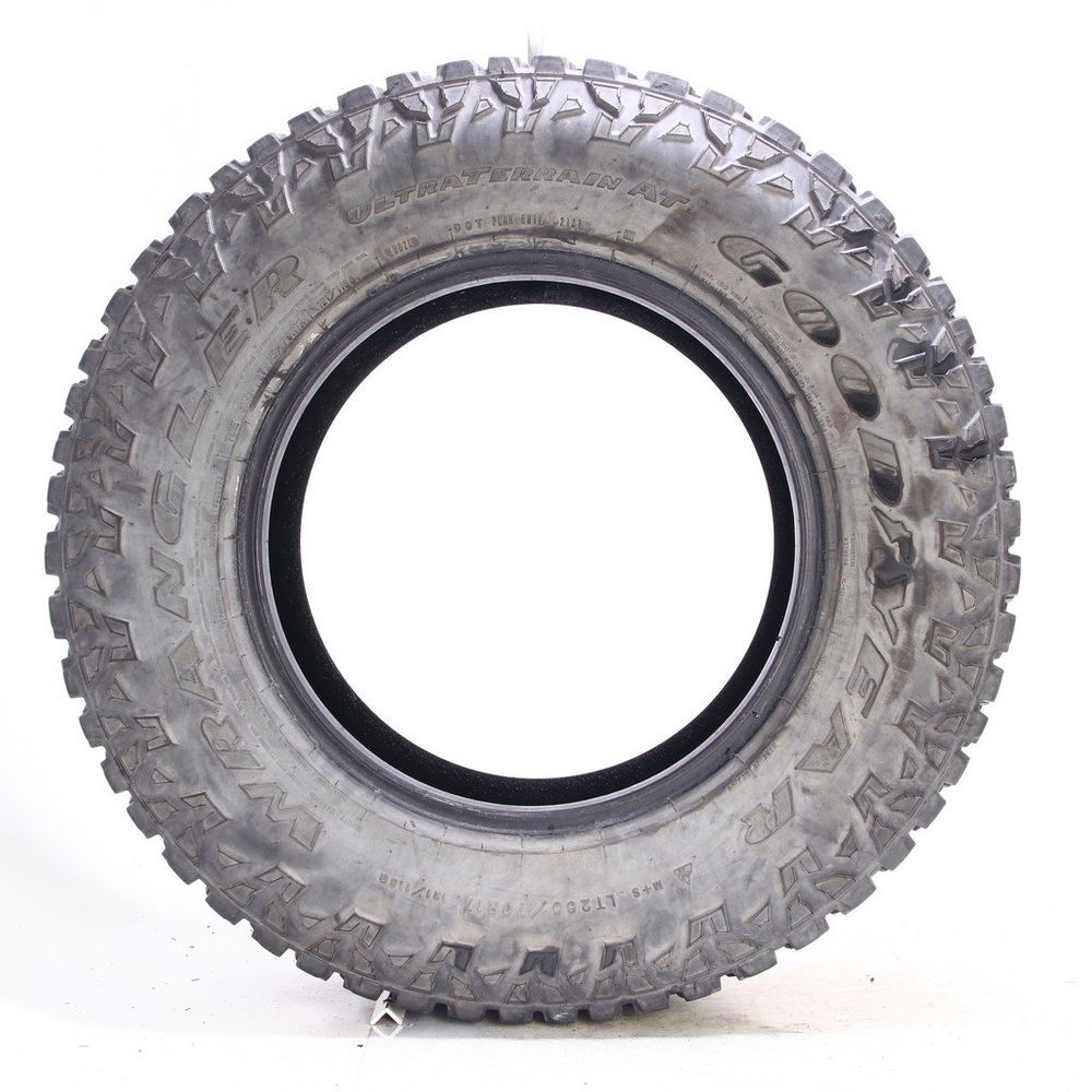 Used LT 265/70R17 Goodyear Wrangler Ultra Terrain AT 121/118Q E - 13/32 - Image 3
