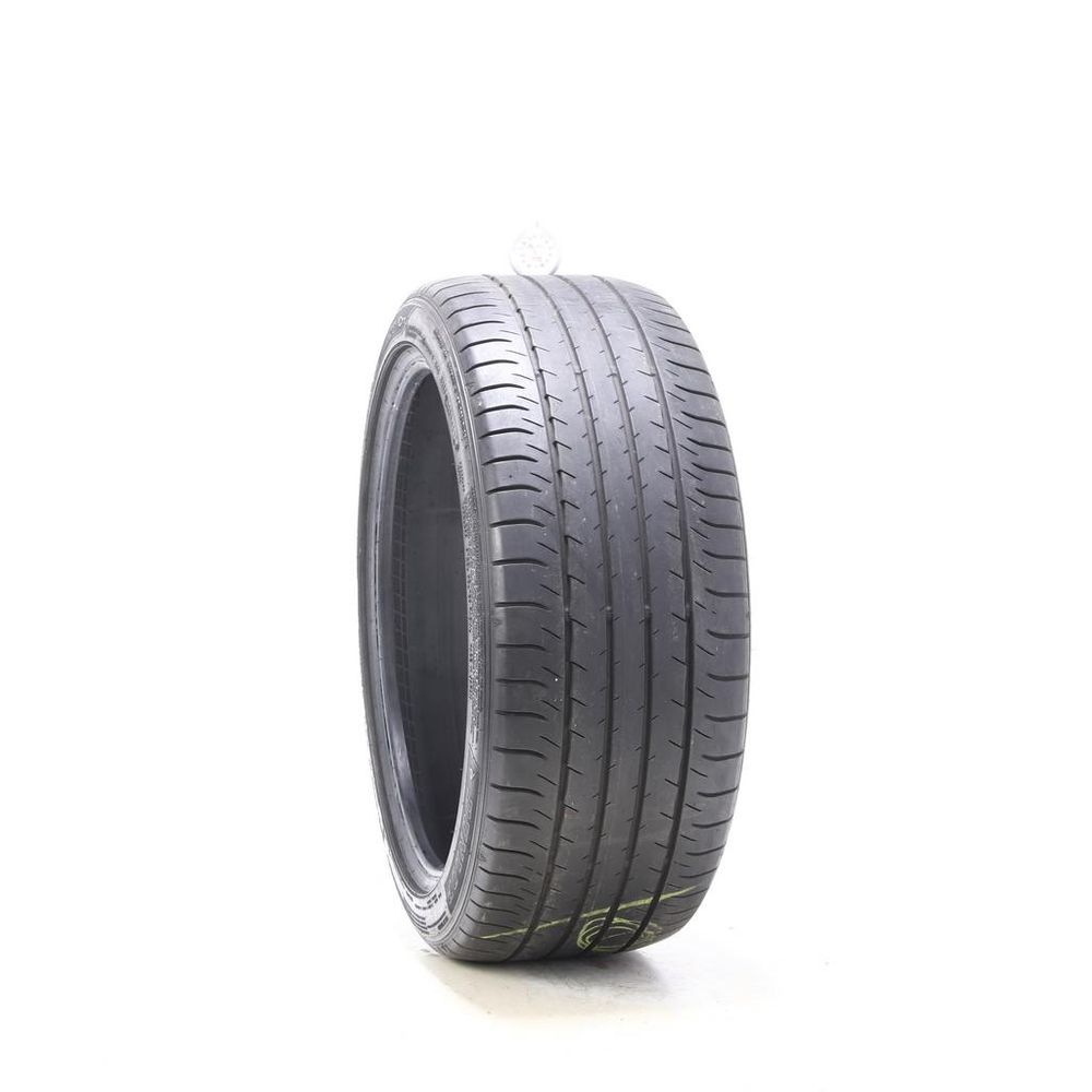 Used 245/40RF19 Dunlop SP Sport Maxx 050 DSST Ctt 94W - 5.5/32 - Image 1