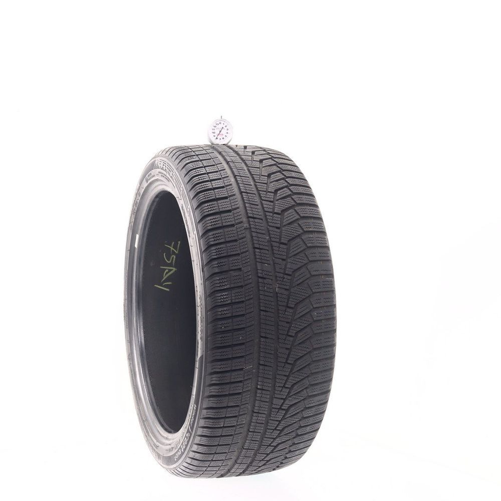Used 235/40R18 Hankook Winter iCept evo2 95V - 8/32 - Image 1