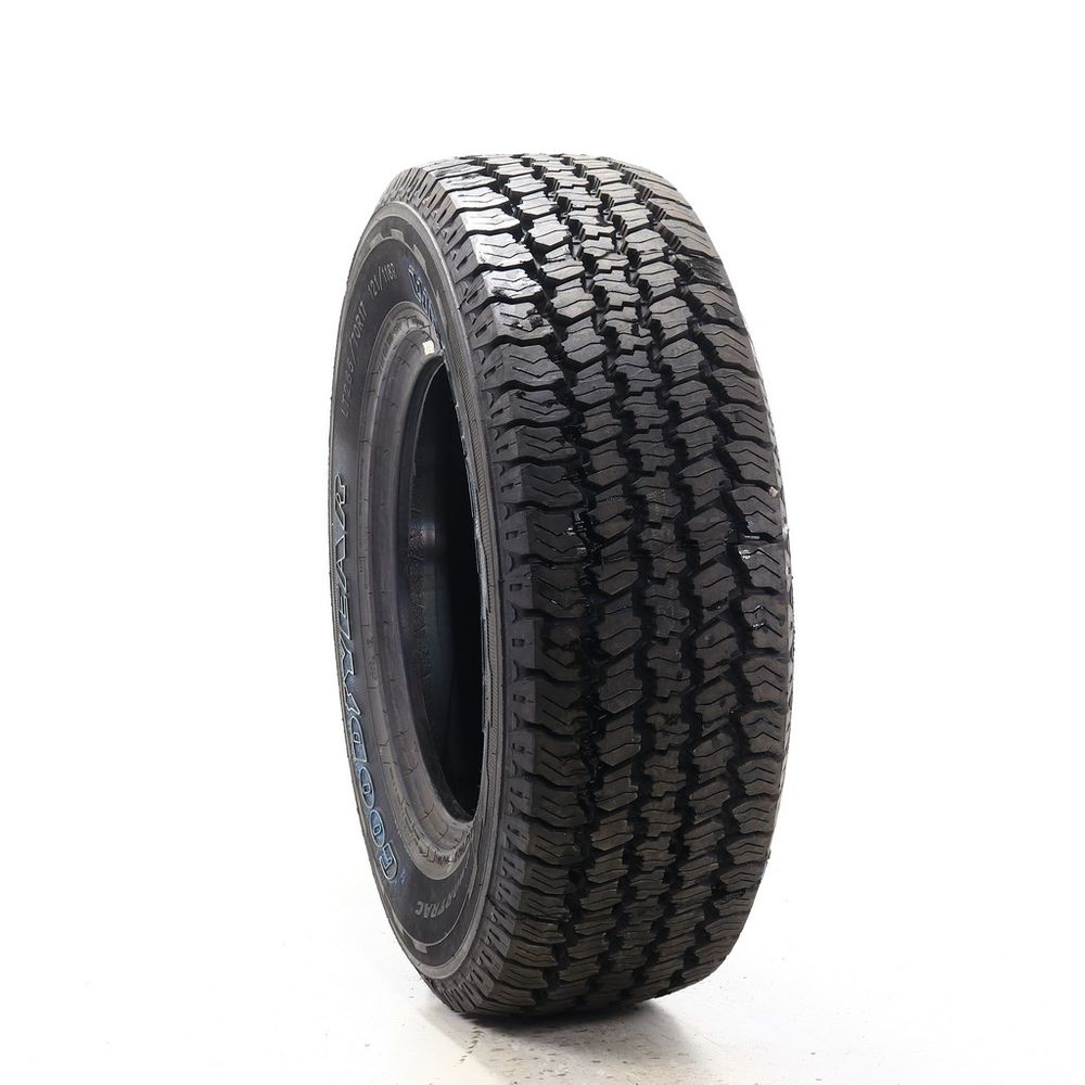 New LT 265/70R17 Goodyear Wrangler ArmorTrac 121/118R - 17/32 - Image 1