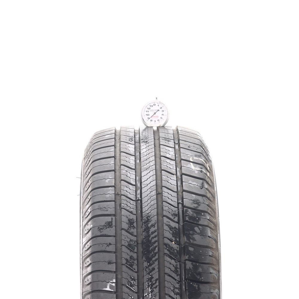 Set of (4) Used 235/65R17 Michelin Defender 2 104H - 8.5-10/32 - Image 2