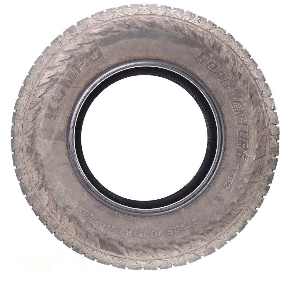Used LT 295/70R18 Kumho Road Venture AT52 129/126S E - 8/32 - Image 3