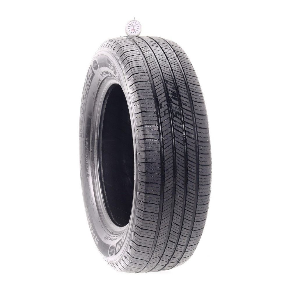 Set of (2) Used 225/65R17 Michelin Defender 102T - 6.5/32 - Image 1