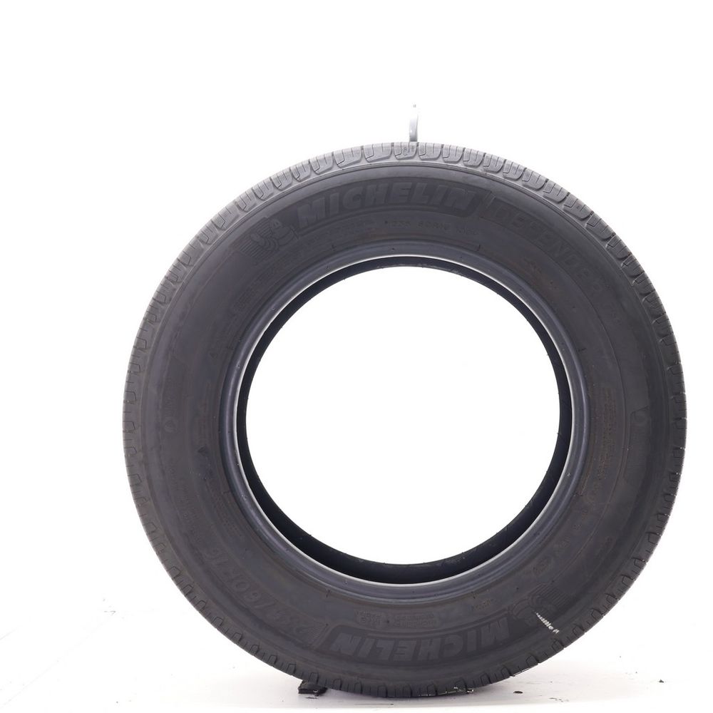 Set of (2) Used 235/60R16 Michelin Defender T+H 100H - 8-8.5/32 - Image 3