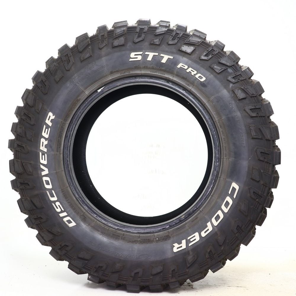 Used LT 295/70R17 Cooper Discoverer STT Pro 121/118Q E - 17/32 - Image 3