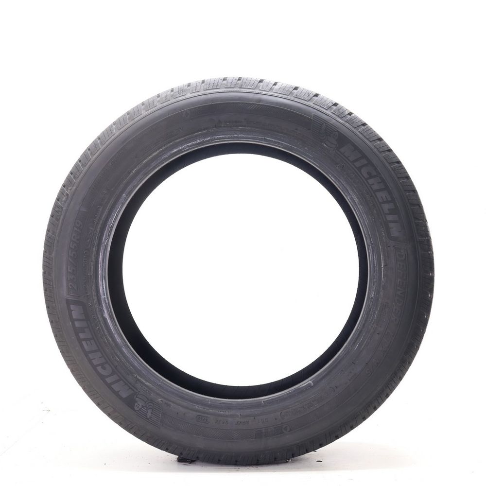 Set of (4) Driven Once 235/55R19 Michelin Defender LTX M/S 105H - 11/32 - Image 3