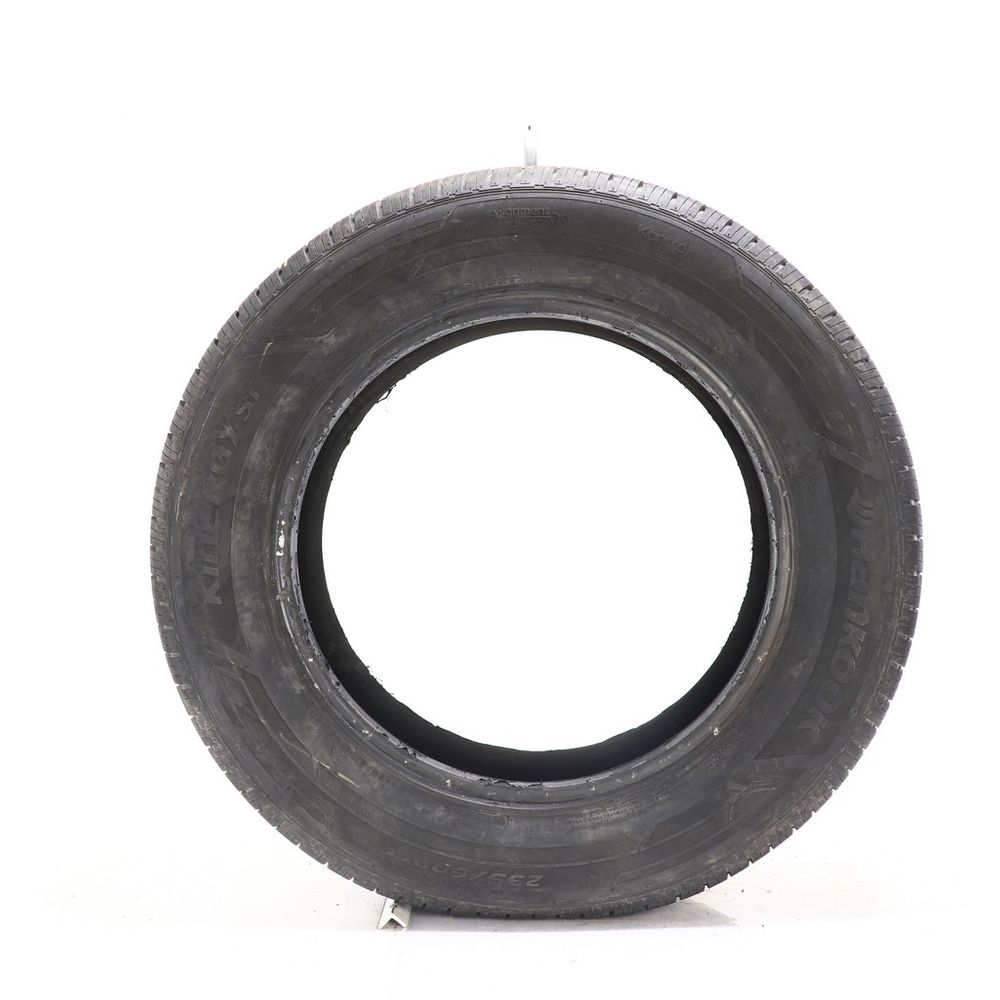 Set of (2) Used 235/60R17 Hankook Kinergy ST 102T - 6.5-7.5/32 - Image 6