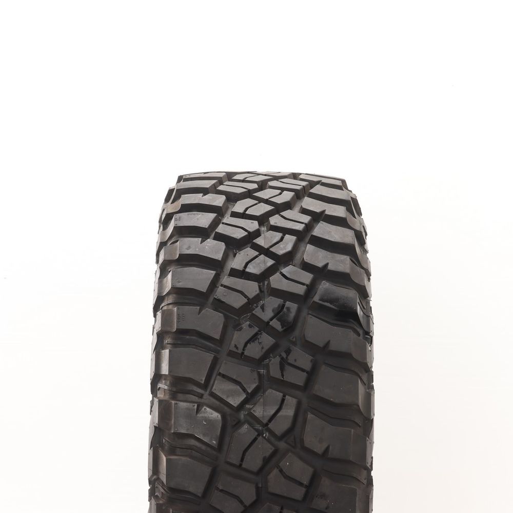 Used LT 265/65R17 BFGoodrich Mud-Terrain T/A KM3 120/117Q E - 18/32 - Image 2