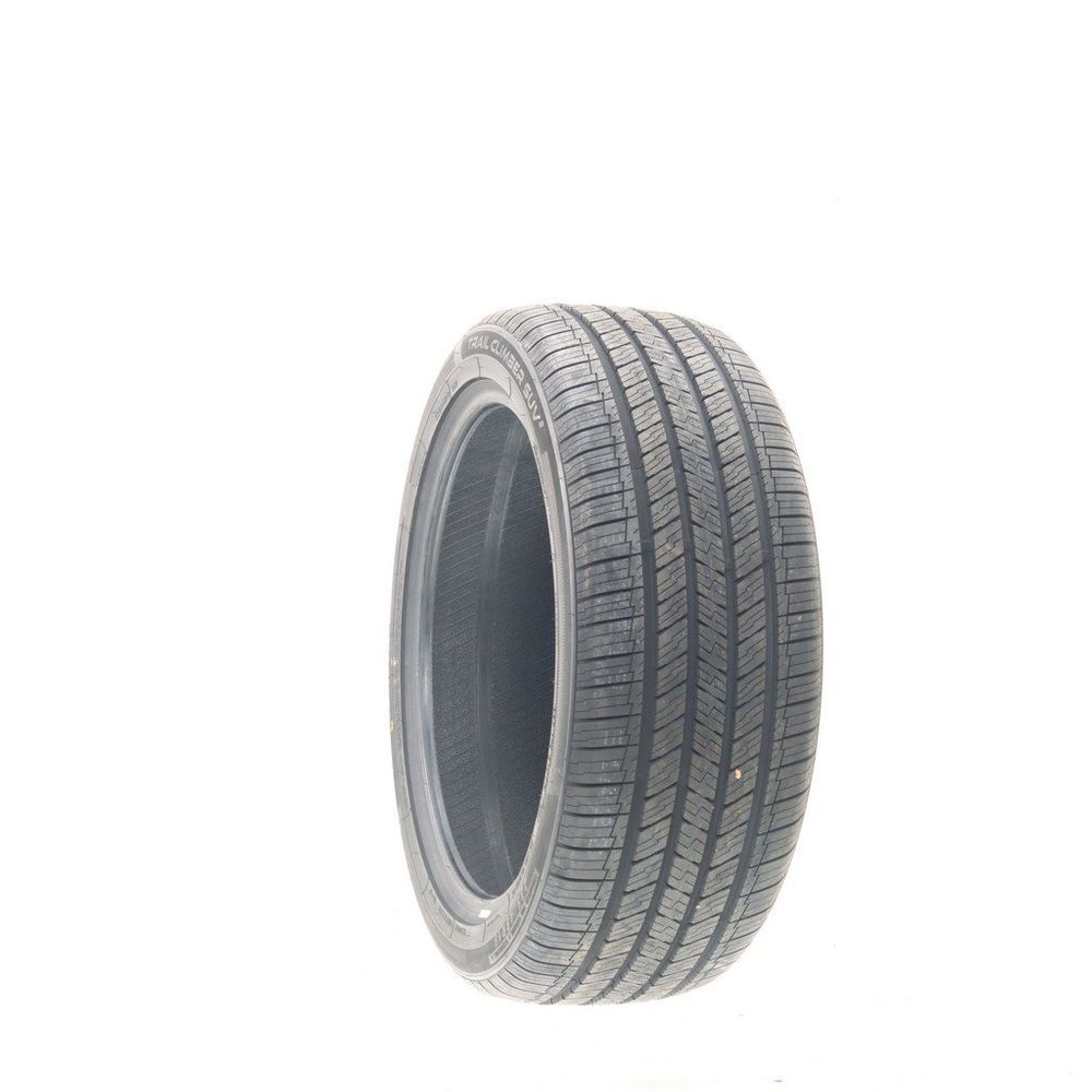 New 235/45R19 Summit Trail Climber SUV2 95V - Image 1