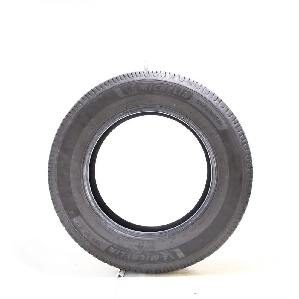 Set of (4) Used 235/65R17 Michelin Defender 2 104H - 8-9.5/32 - Image 3