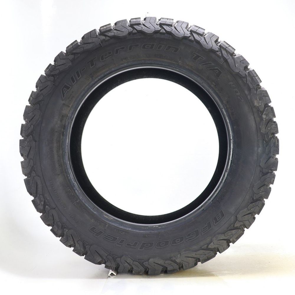 Set of (2) Used LT 285/60R20 BFGoodrich All-Terrain T/A KO2 125/122S E - 10-10.5/32 - Image 3
