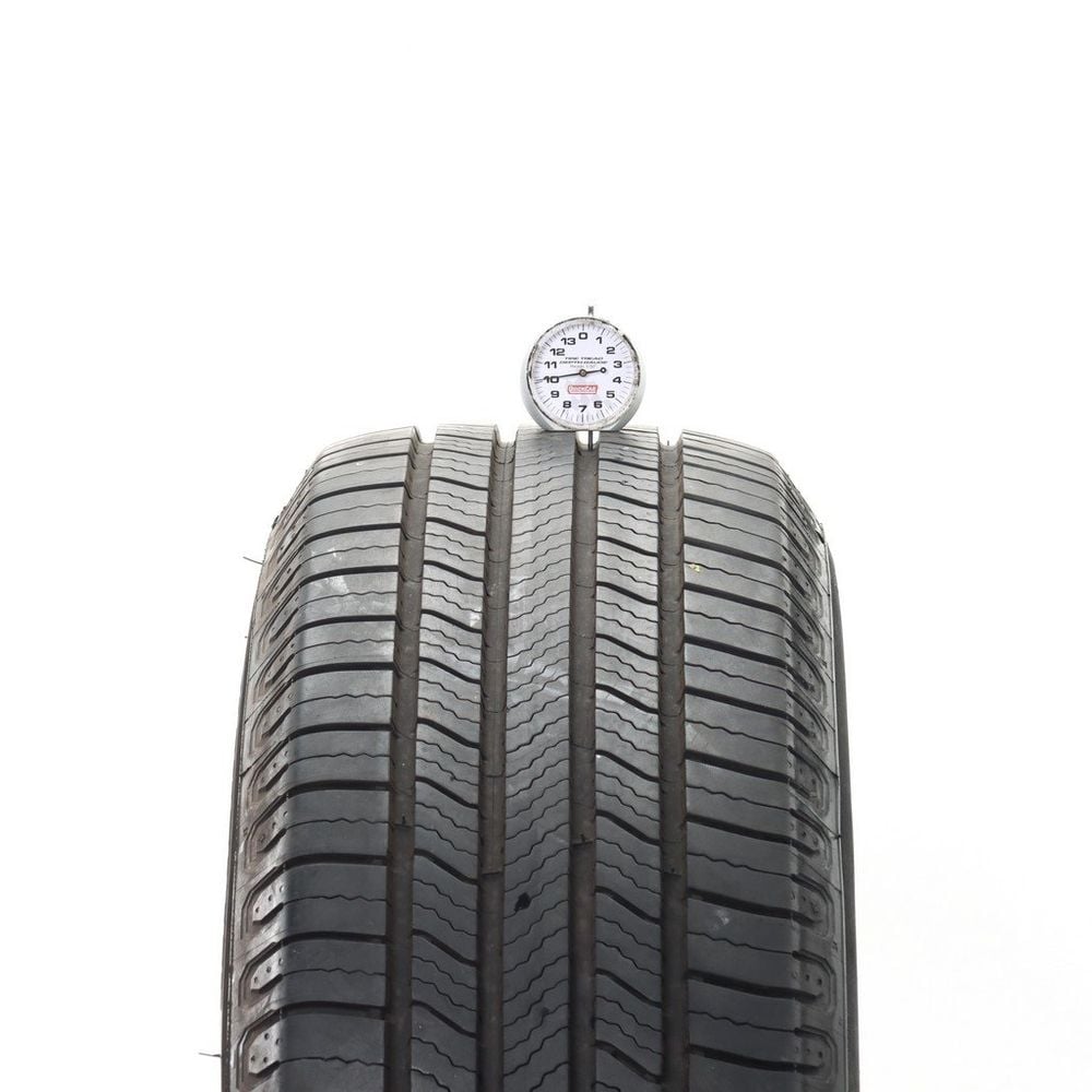 Set of (4) Used 235/65R18 Michelin Defender 2 106H - 10/32 - Image 2